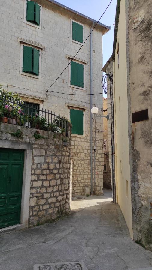 Ferienwohnung Su Casa - At Kastela Oldtown Exterior foto